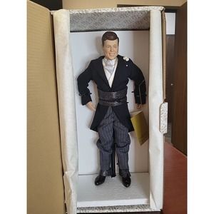 Vintage Franklin Heirloom Dolls John F.‎ Kennedy JFK Porcelain Doll